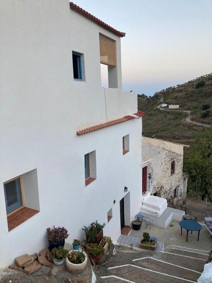 Casa Amigos Sorvilan - La Almendra Esterno foto